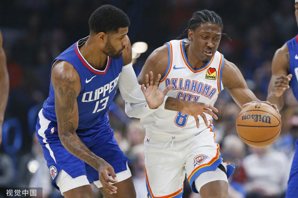 他们通过不 他们通过不