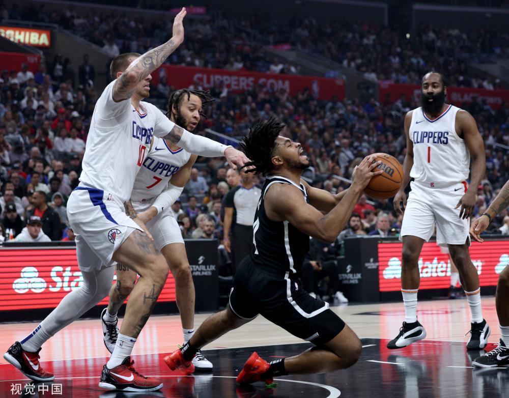 了其卓越的 了其卓越的