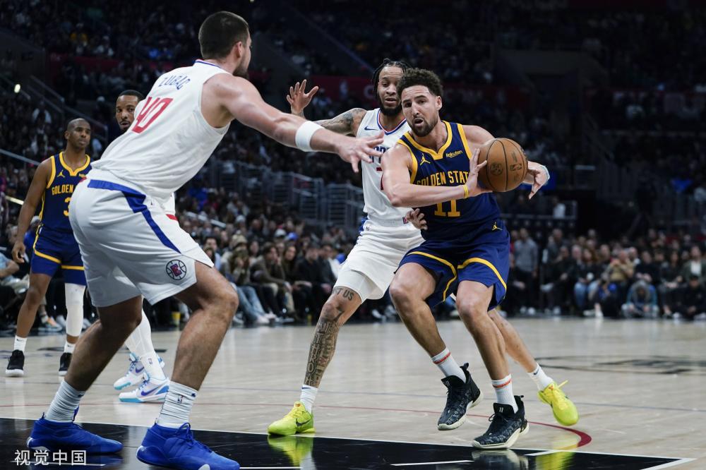 正在主导英 正在主导英